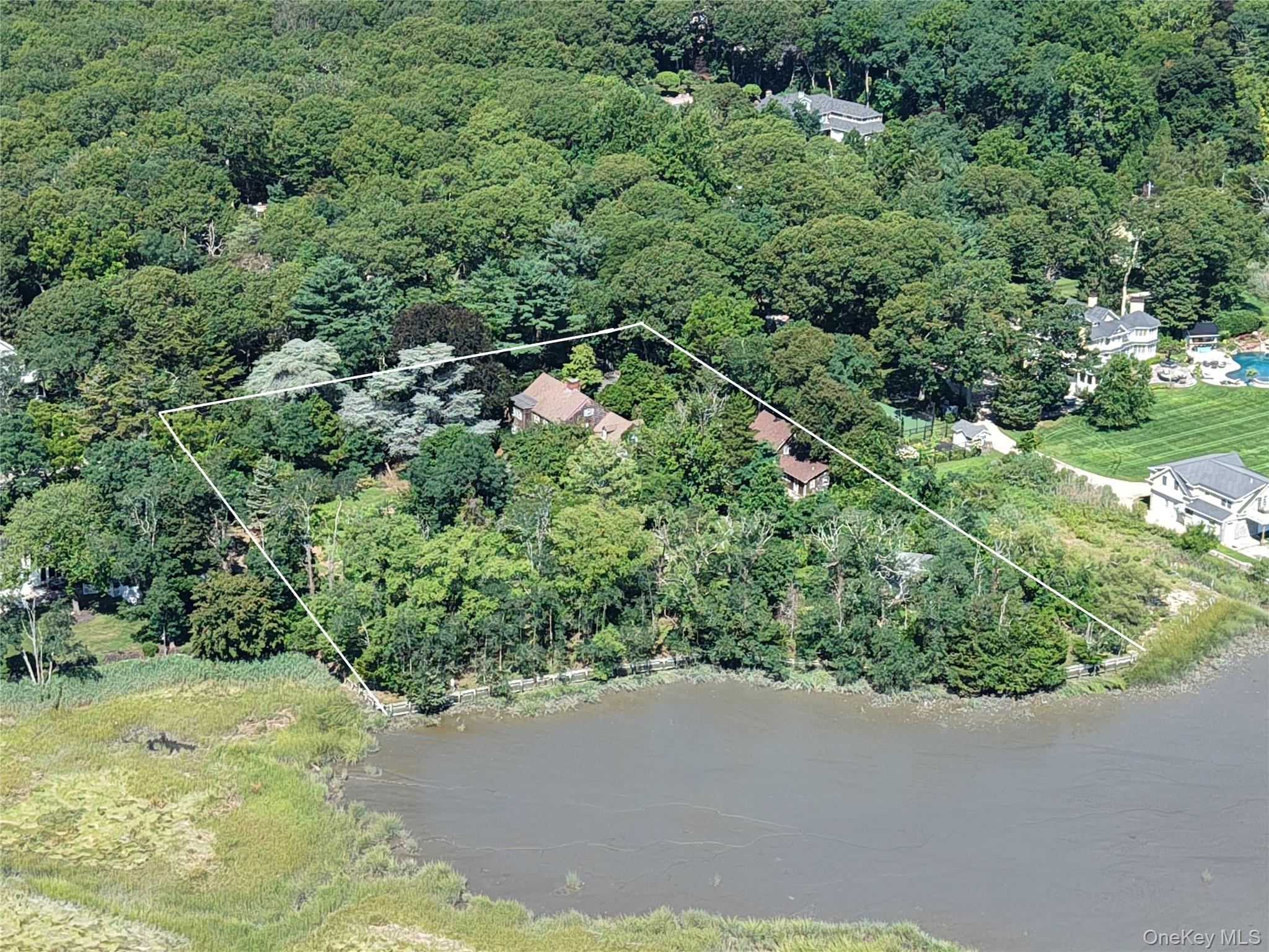 75 Old Field Road