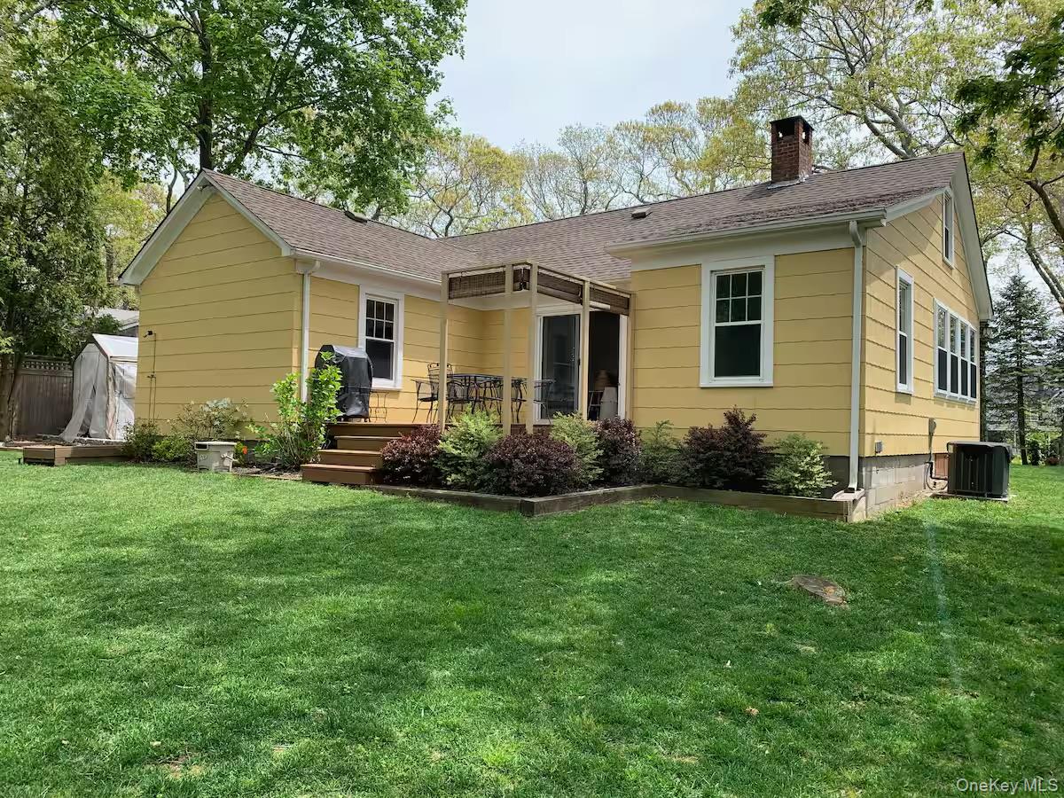 1240 West Road