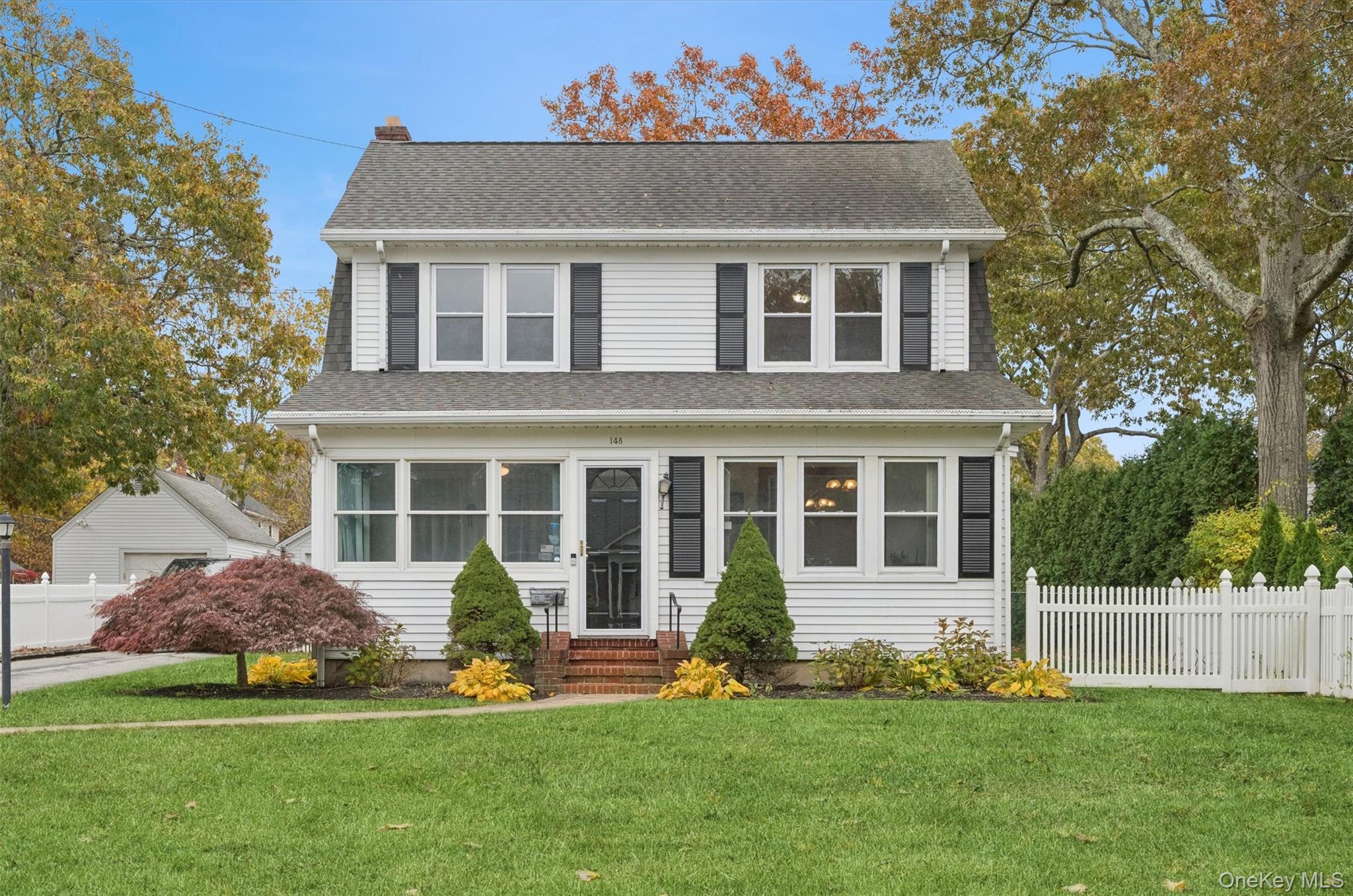 148 Woodhull Avenue