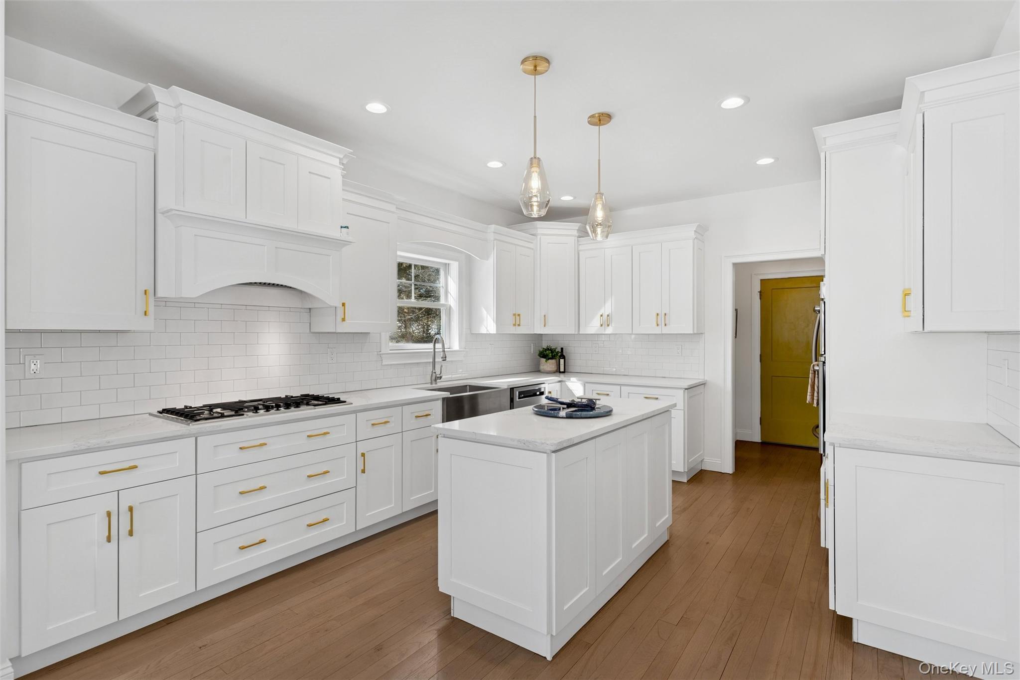 1510 Maple Lane