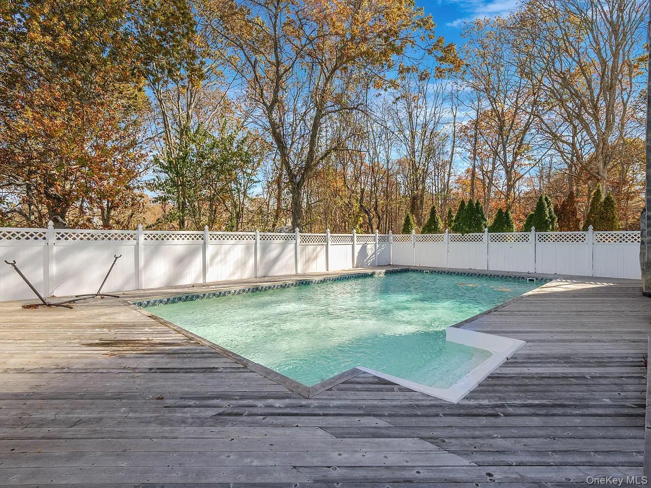 34 Starboard Road