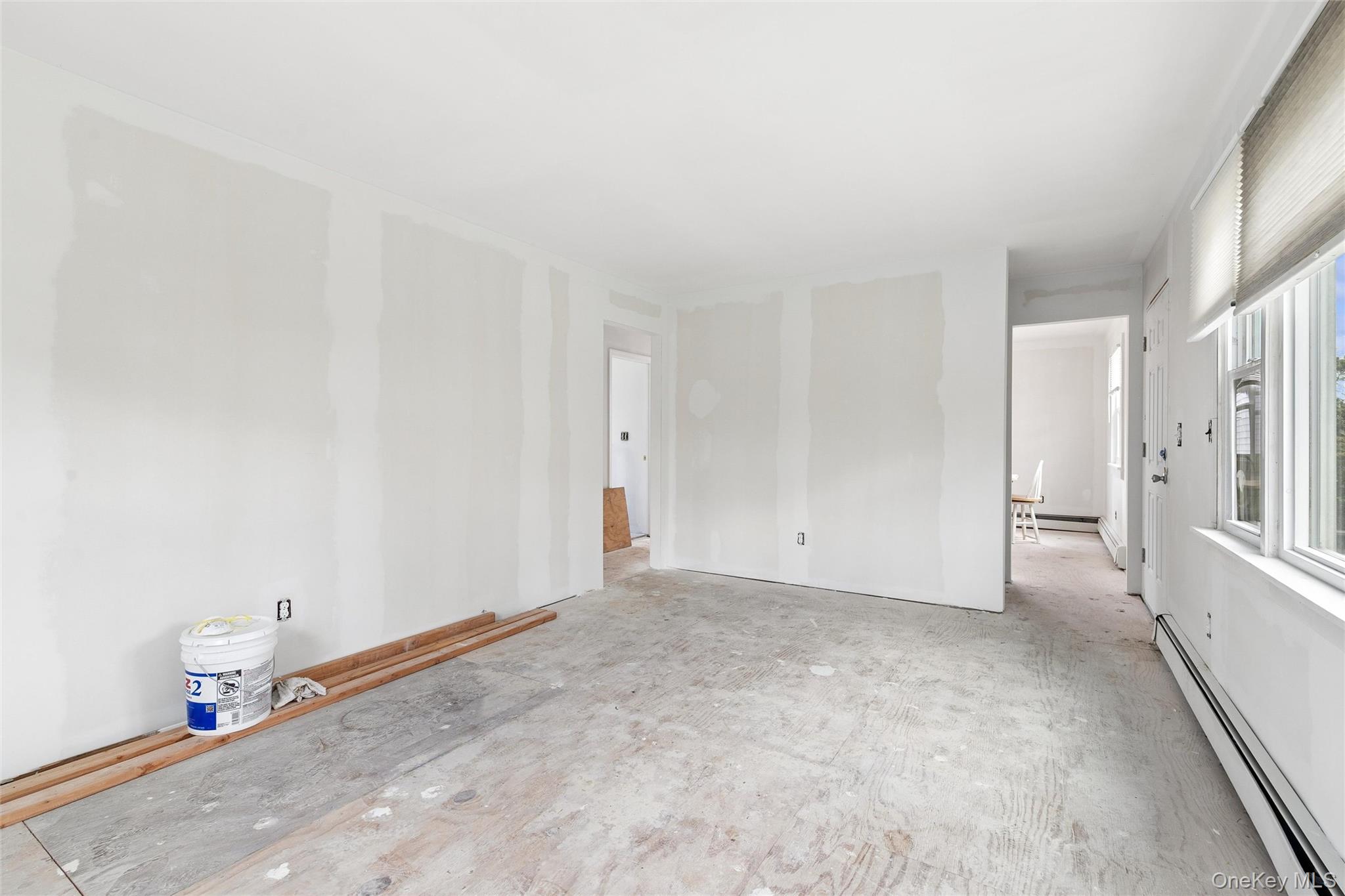 56 Inlet Road W