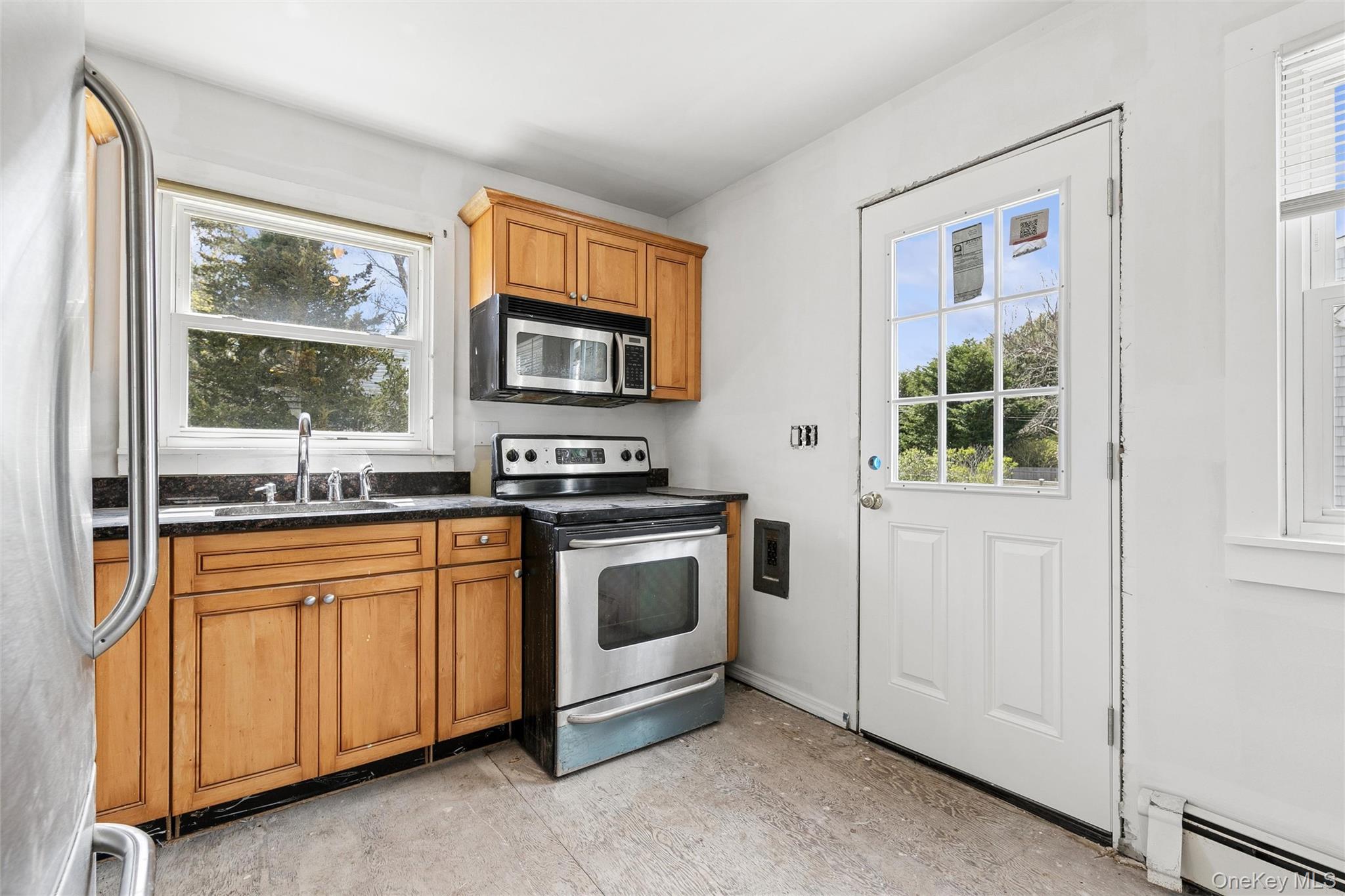 56 Inlet Road W