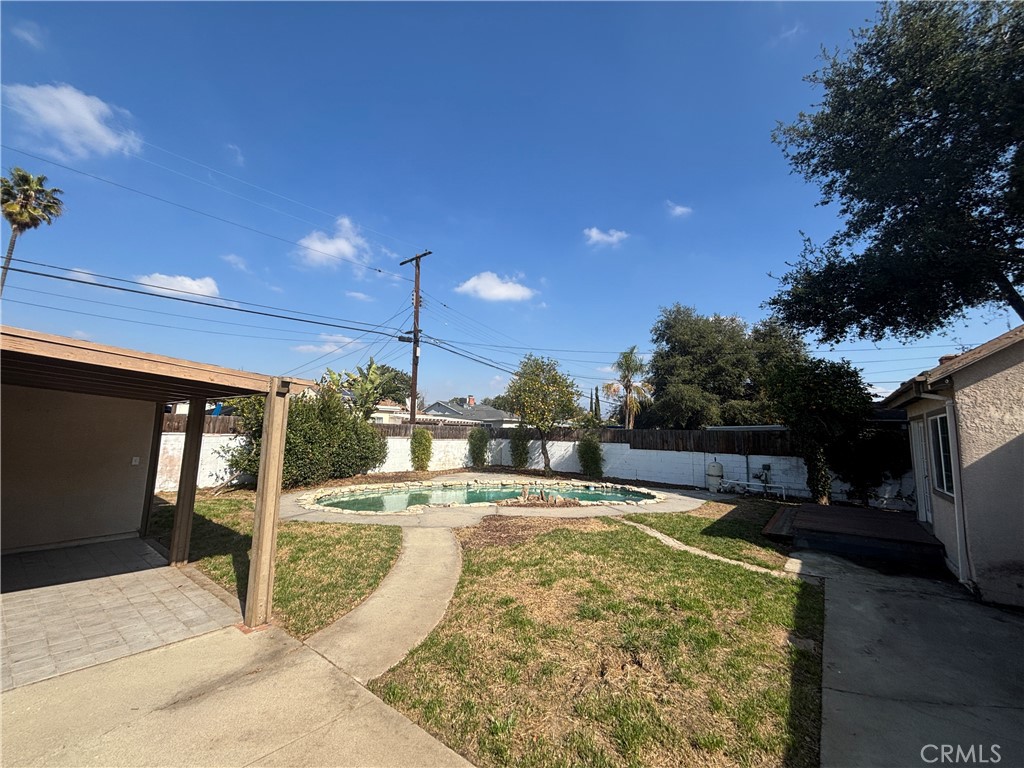 7006 Babcock Avenue