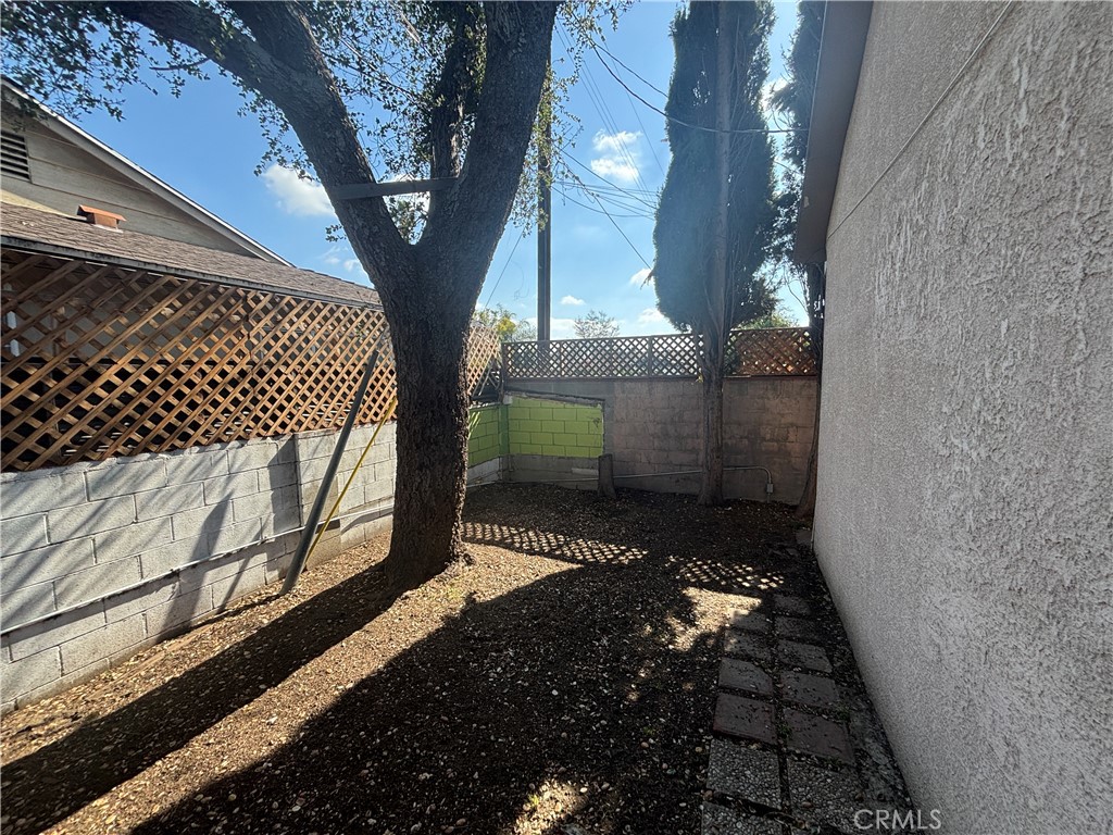 7006 Babcock Avenue