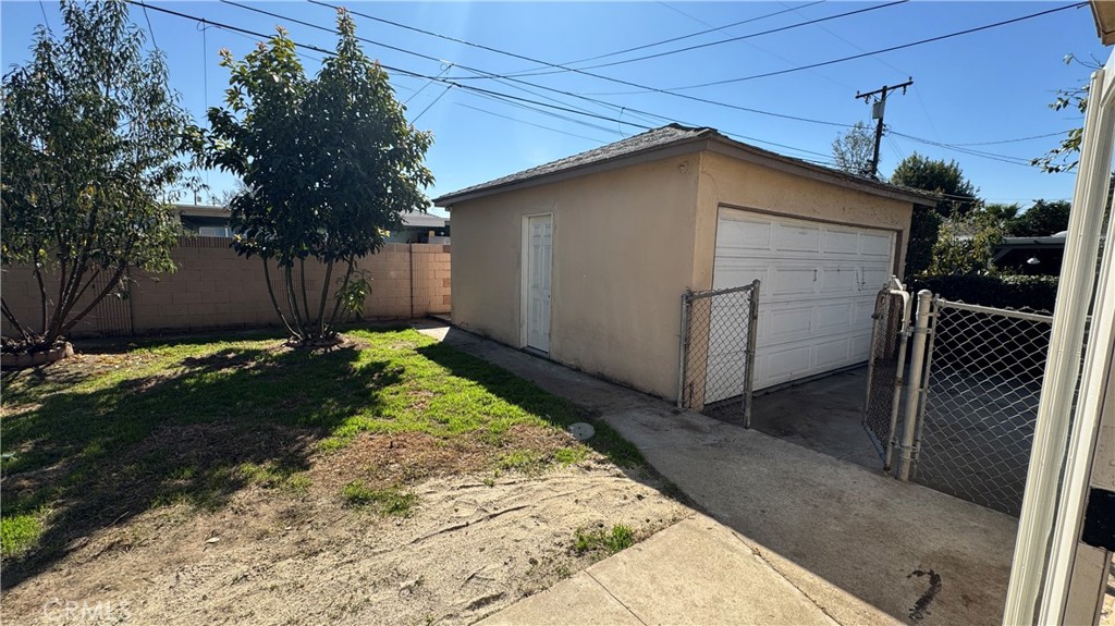 7516 Sorensen Avenue
