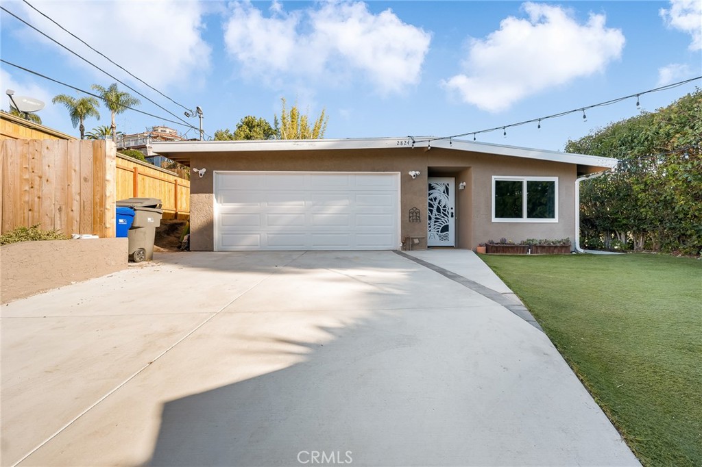 2824 Macdonald Street