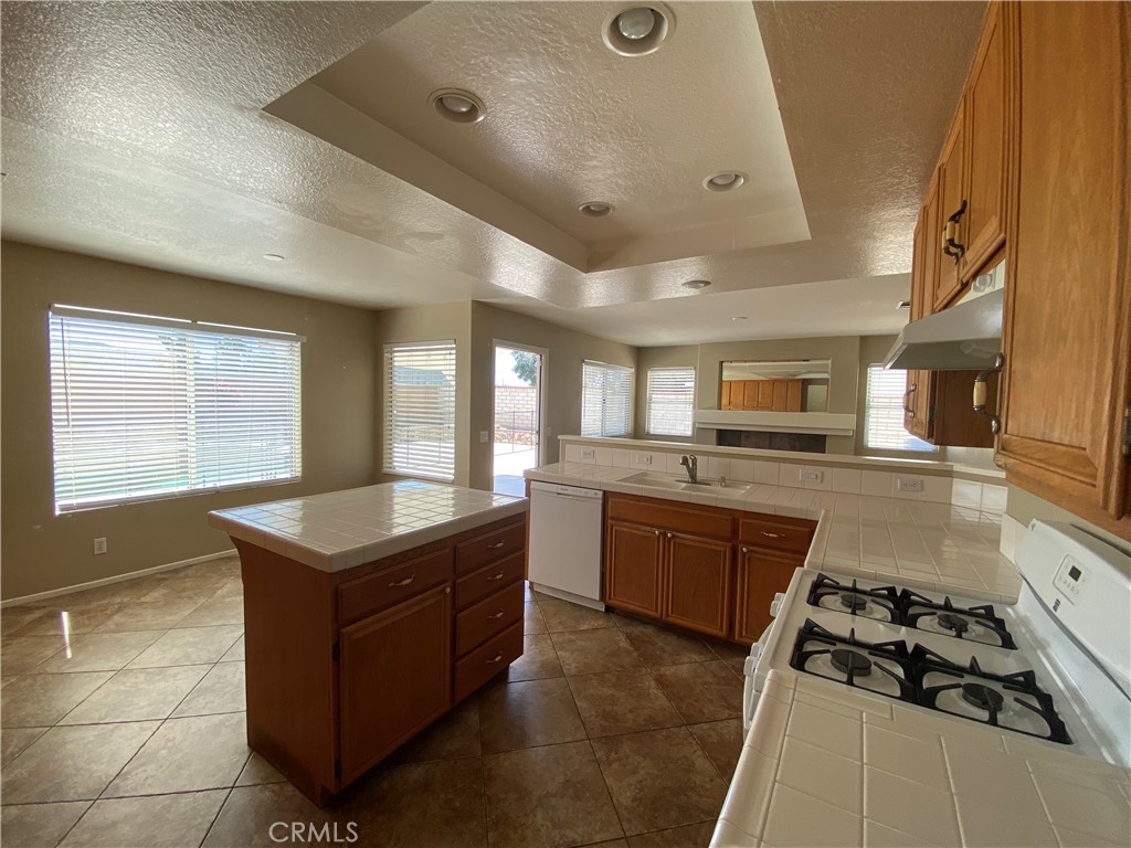 42851 Avenida Tigre