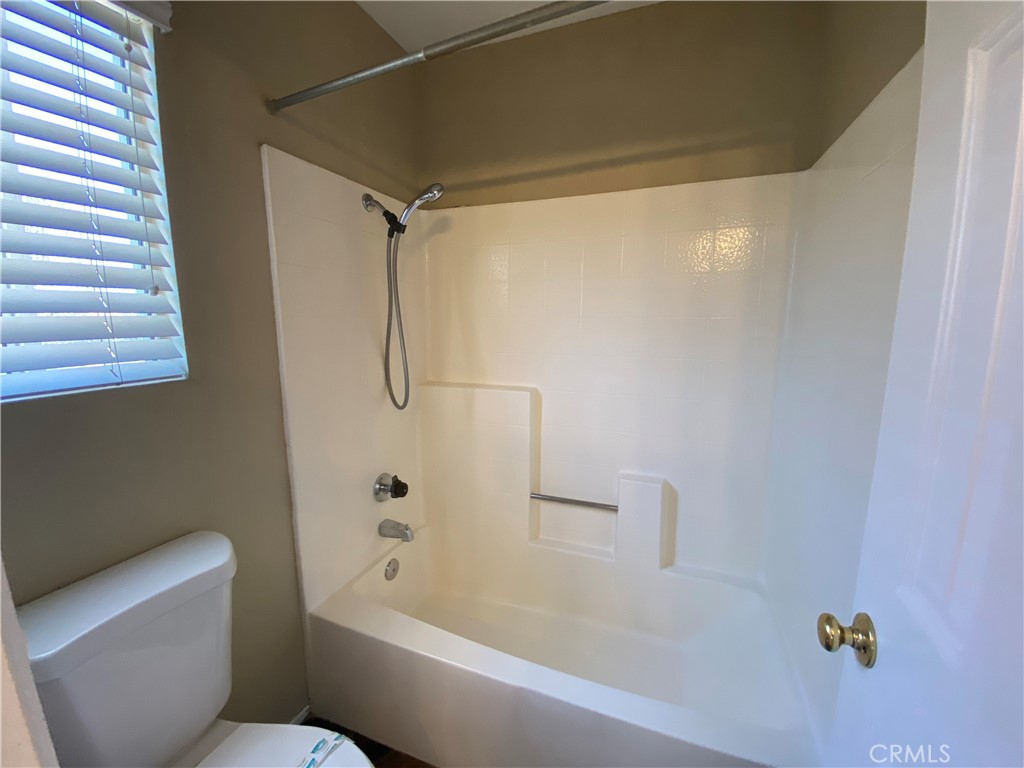 42851 Avenida Tigre