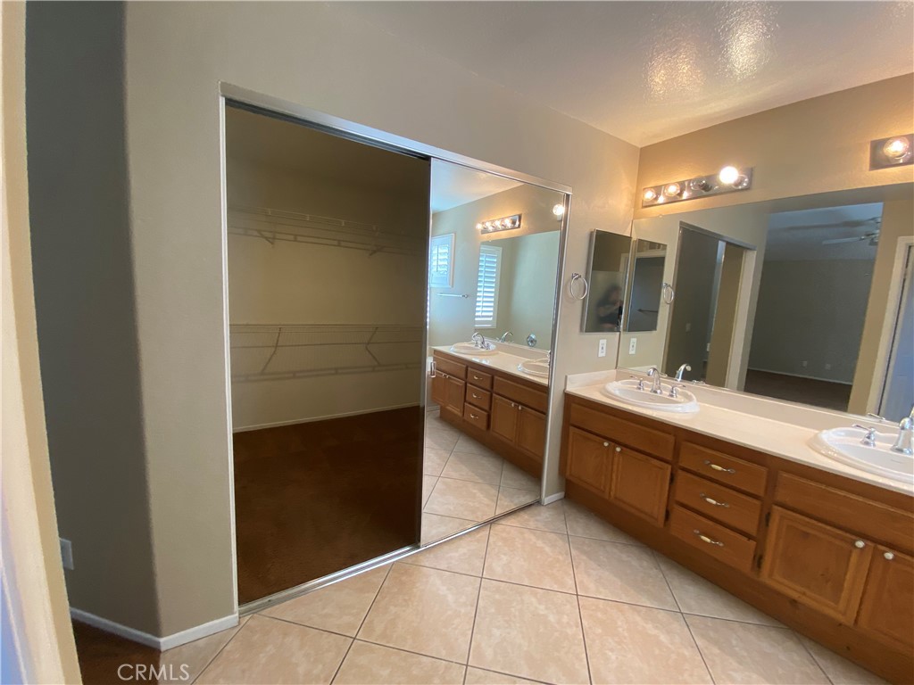 42851 Avenida Tigre