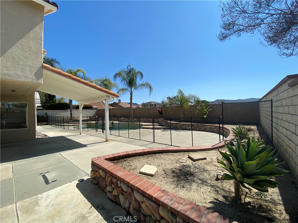 42851 Avenida Tigre