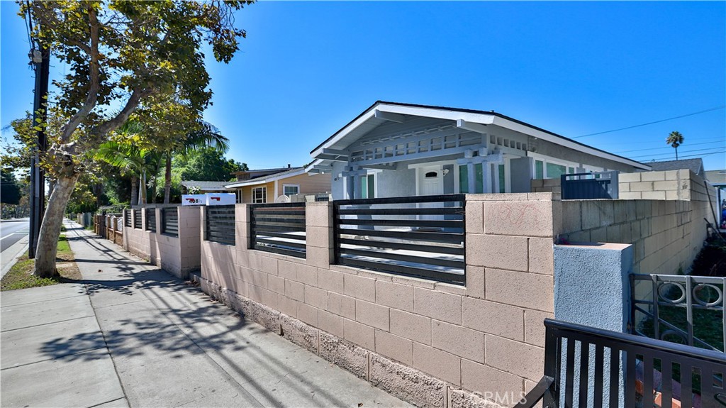 408 S Flower Street