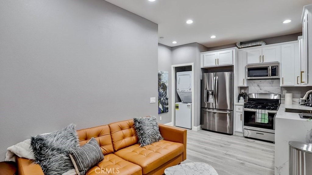 408 S Flower Street