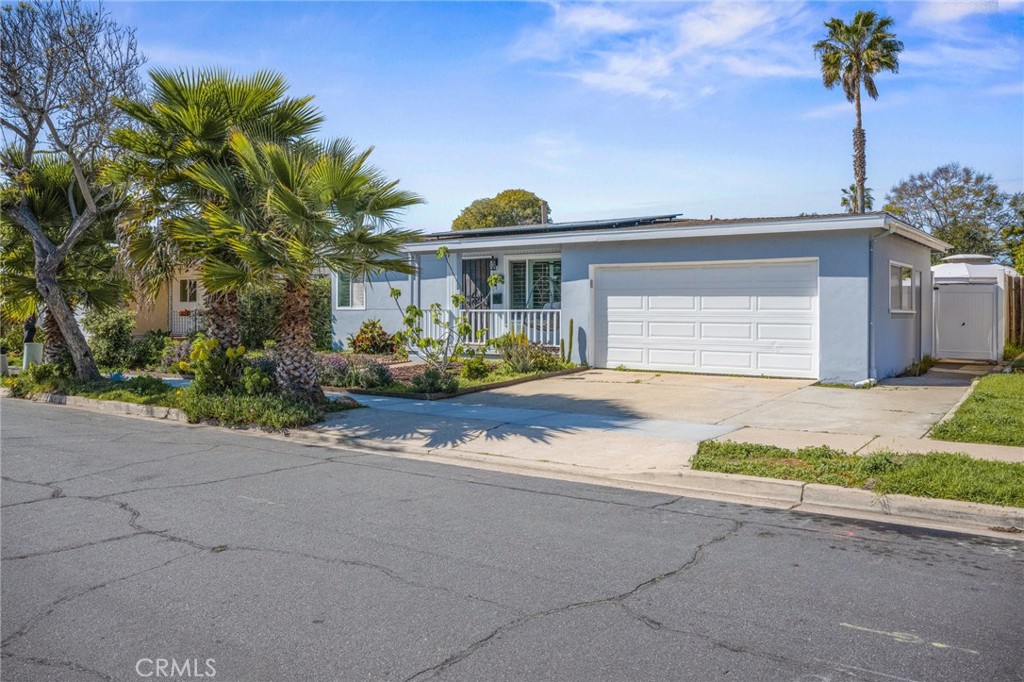 2864 Havasupai Avenue