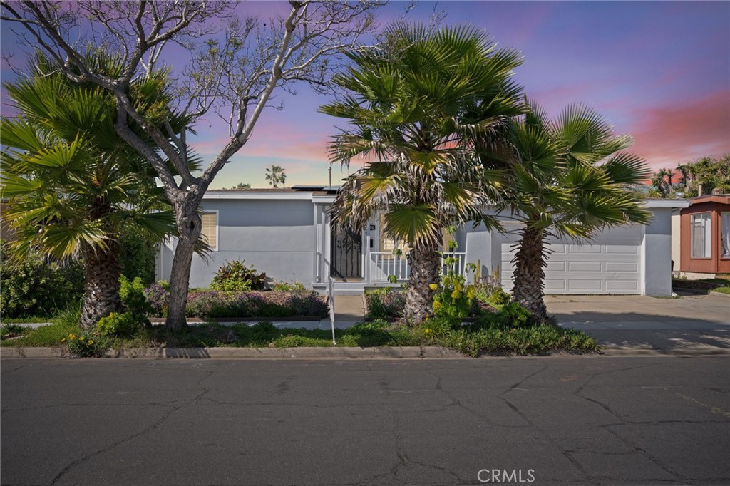 2864 Havasupai Avenue