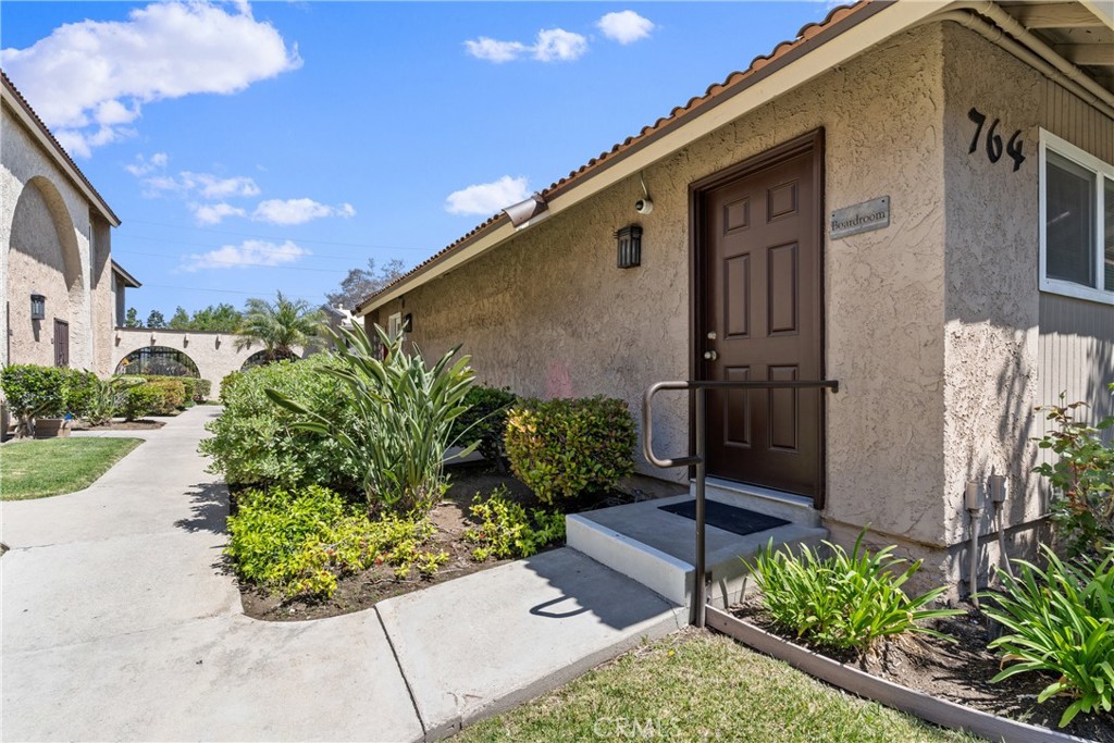 792 W Lambert Road 159