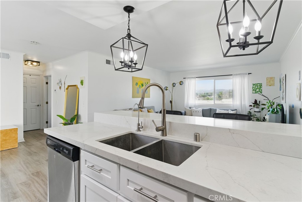 792 W Lambert Road 159