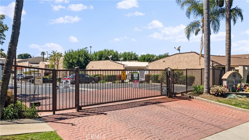 792 W Lambert Road 159