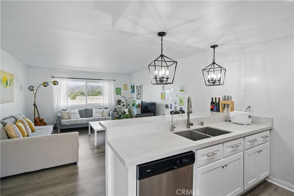792 W Lambert Road 159