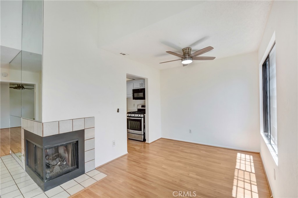 600 Central Avenue 372