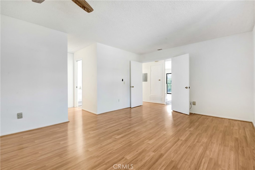 600 Central Avenue 372