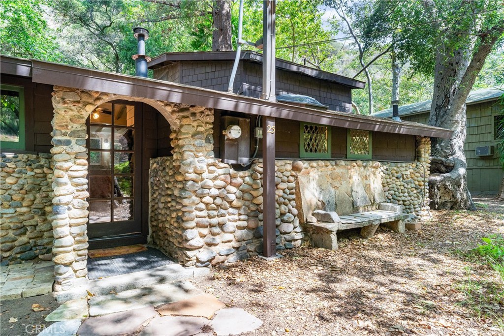 25 Hot Spring Canyon Rd