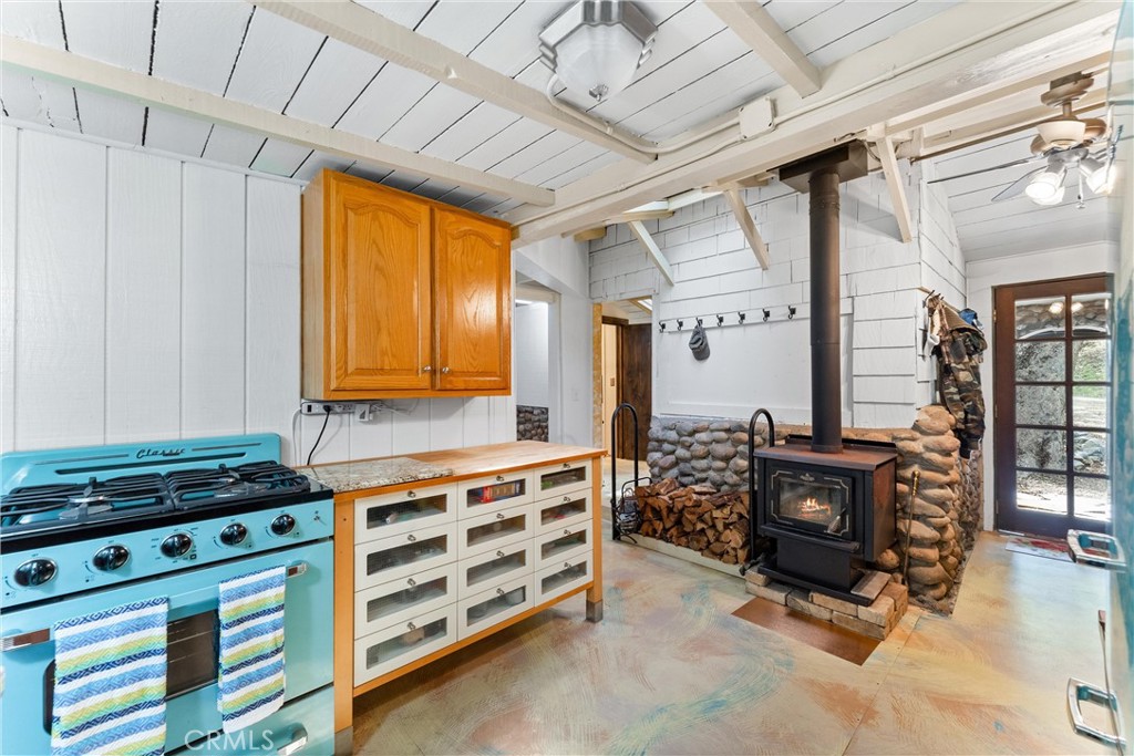 25 Hot Spring Canyon Rd