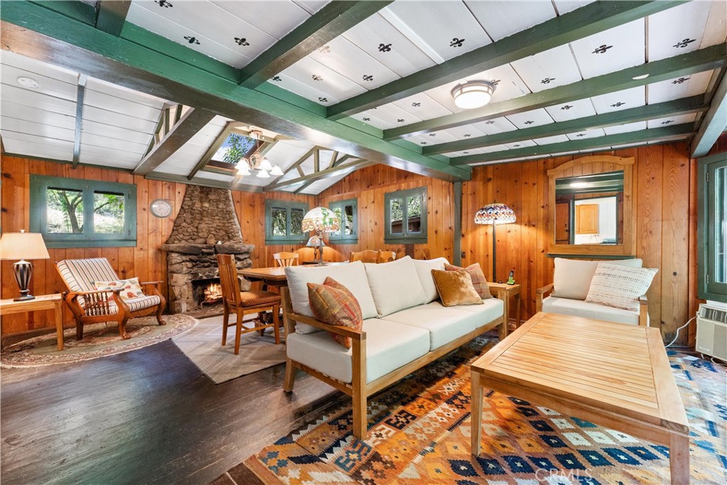 25 Hot Spring Canyon Rd