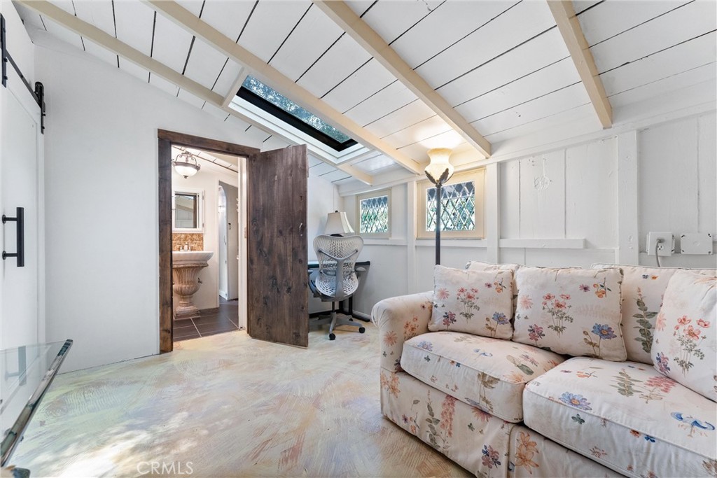 25 Hot Spring Canyon Rd