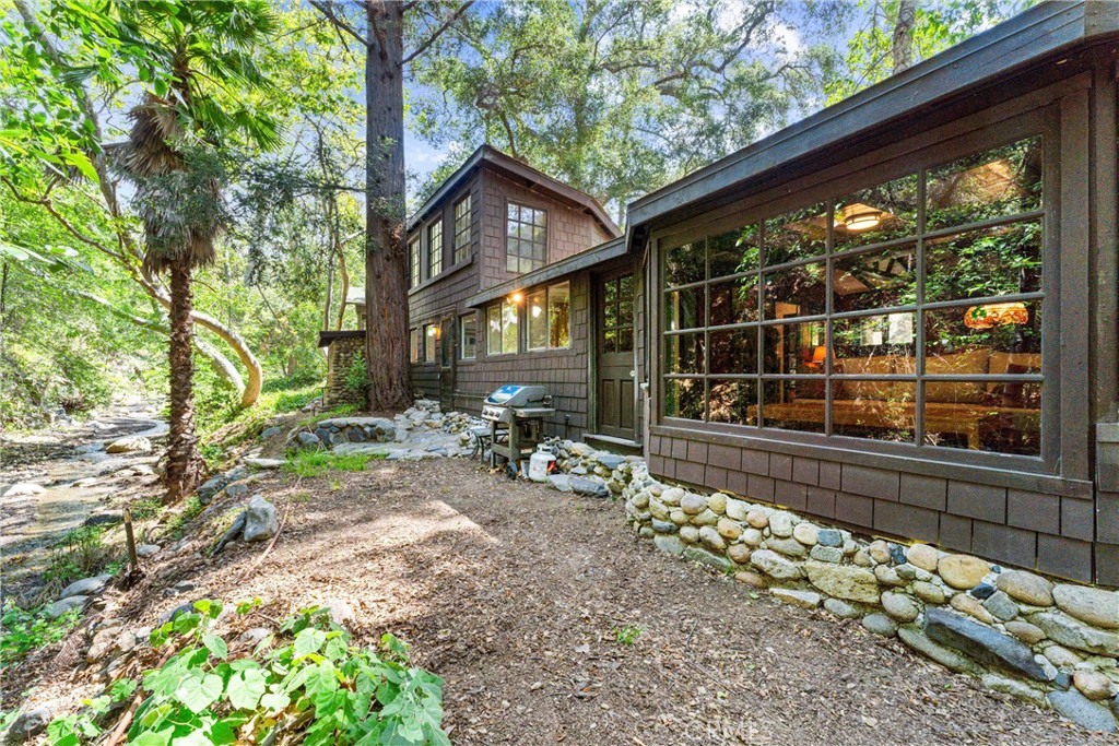 25 Hot Spring Canyon Rd