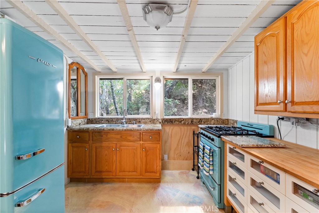 25 Hot Spring Canyon Rd