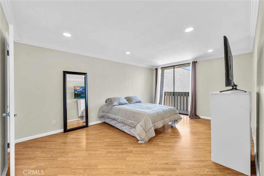 4170 Elm Avenue 304