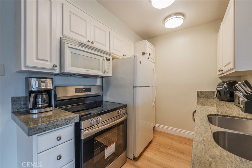 8163 Redlands Street 56