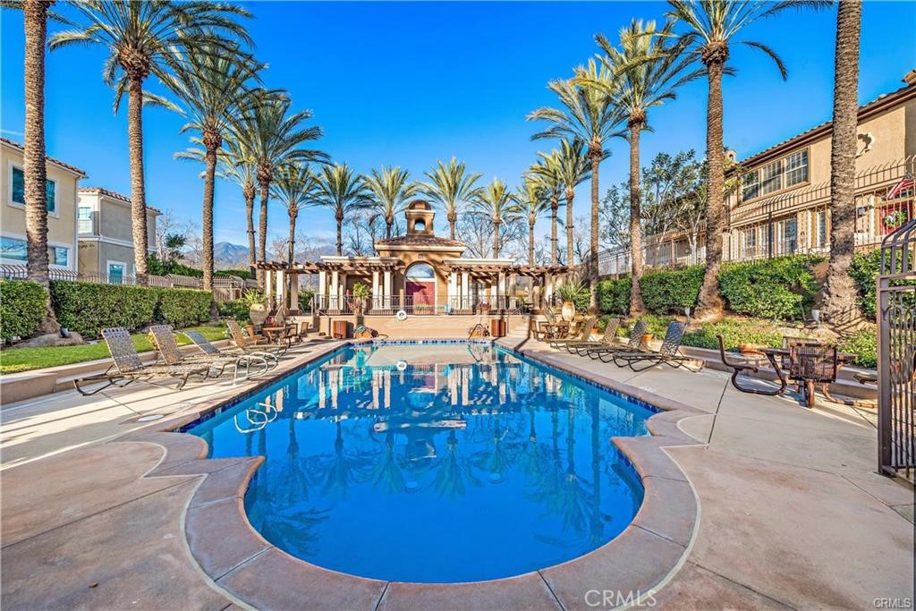 250 Montana Del Lago Drive