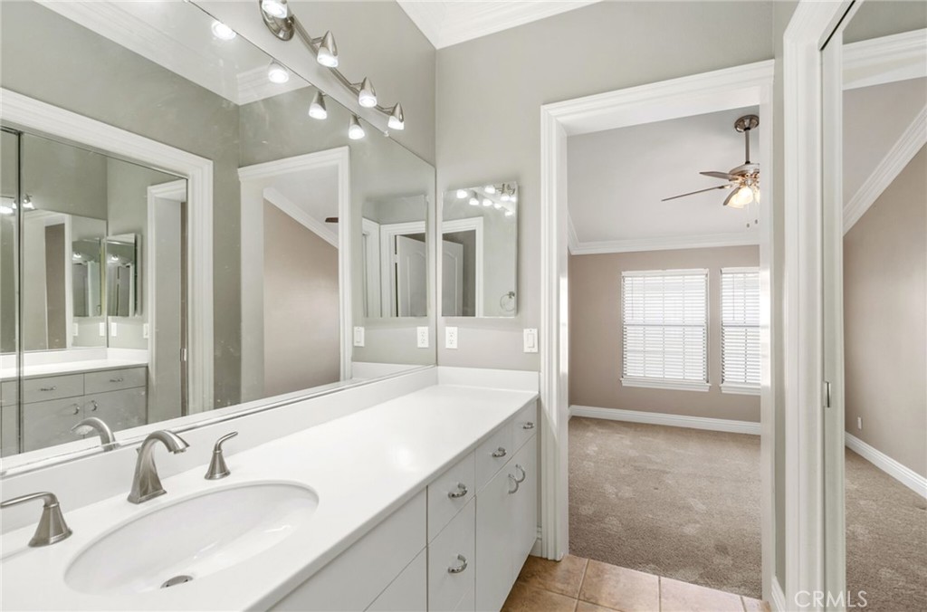 250 Montana Del Lago Drive
