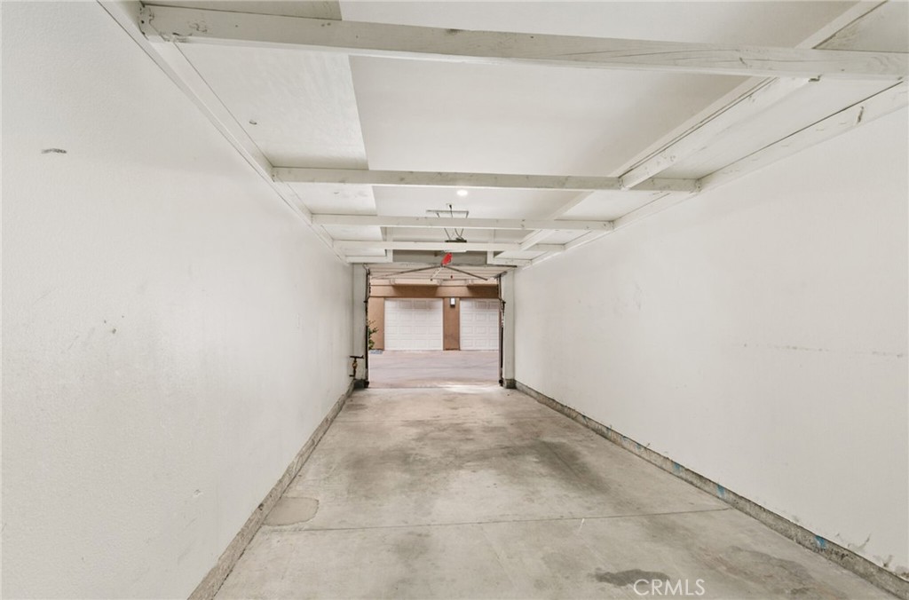 250 Montana Del Lago Drive