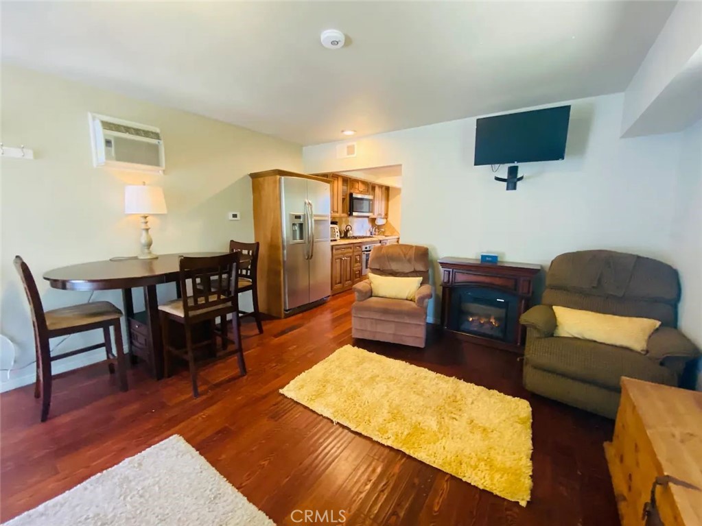 27547 Alpen Drive