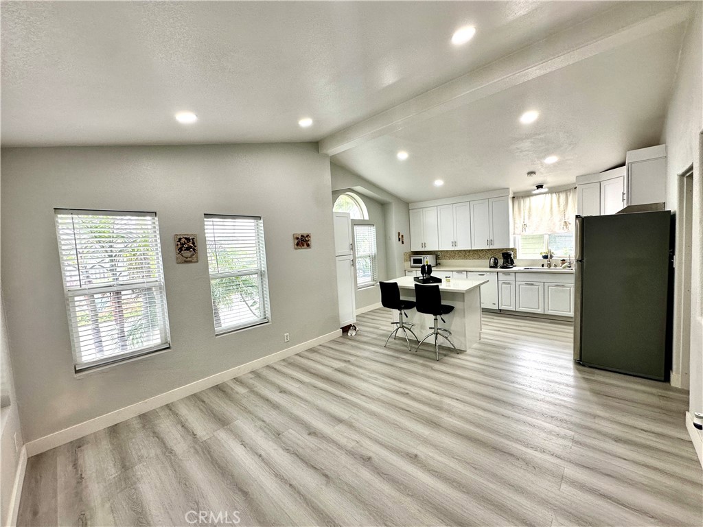 8200 Bolsa Avenue 5