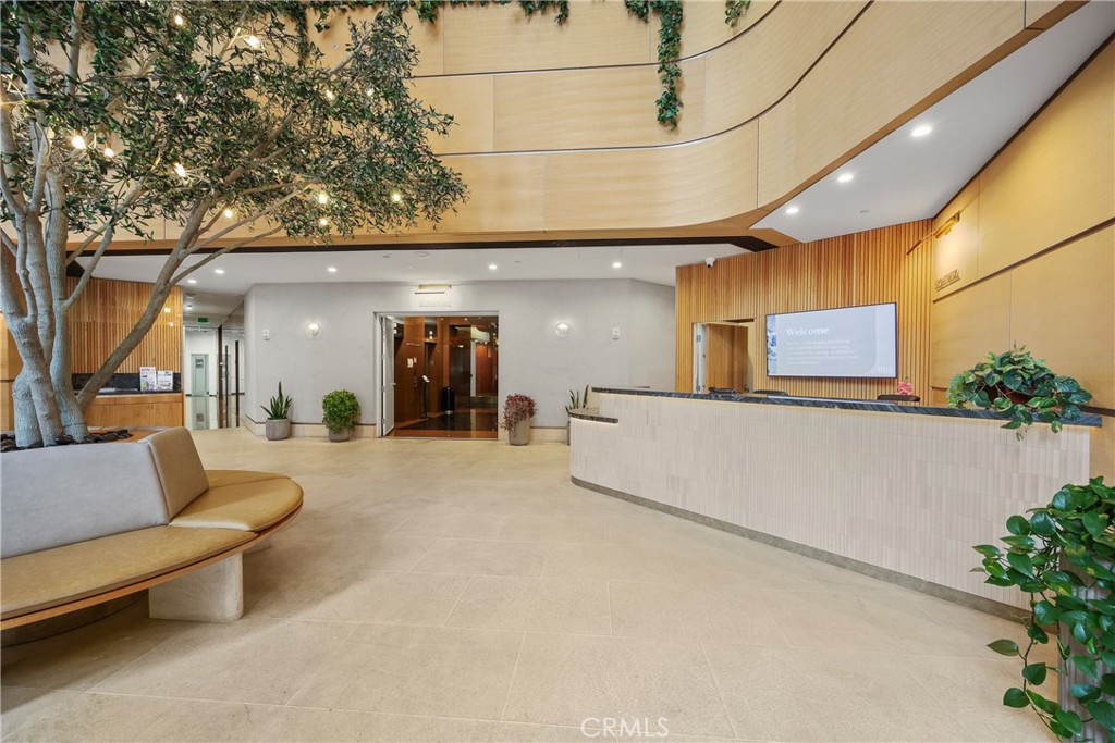 1100 Wilshire Boulevard 2607