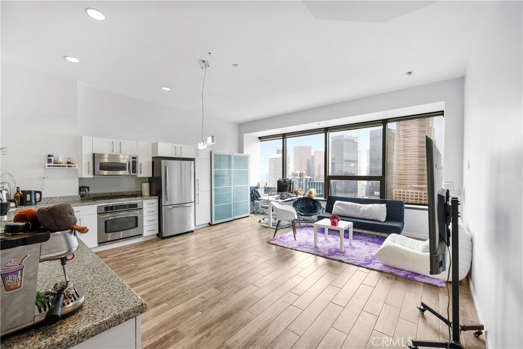 1100 Wilshire Boulevard 2607