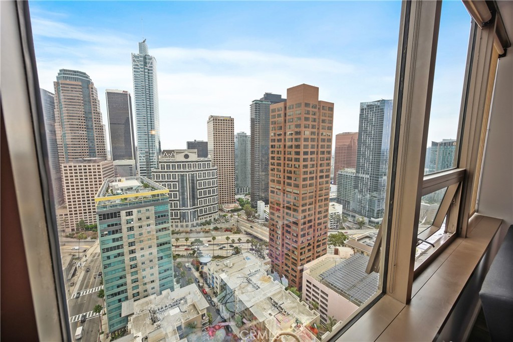 1100 Wilshire Boulevard 2607
