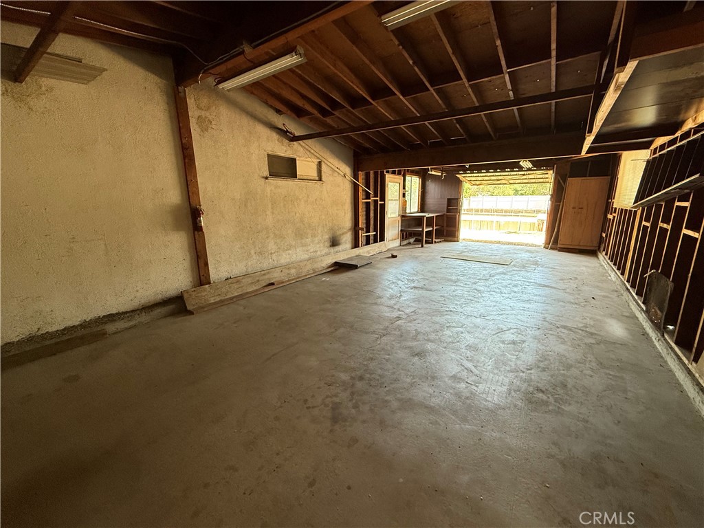 1836 E Walnut Creek