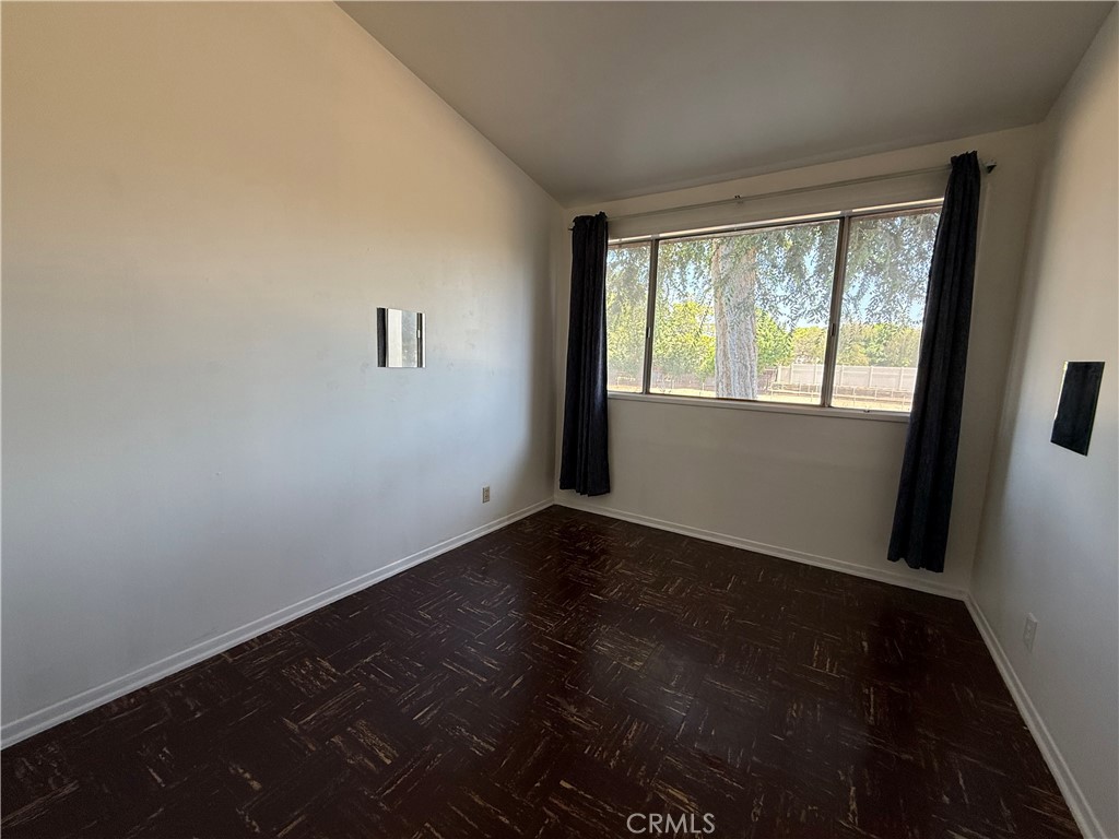 1836 E Walnut Creek