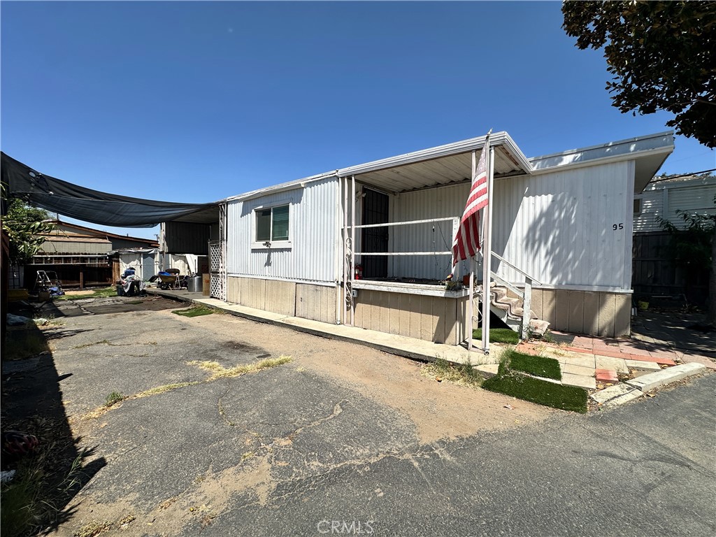 12149 Indiana Avenue 95