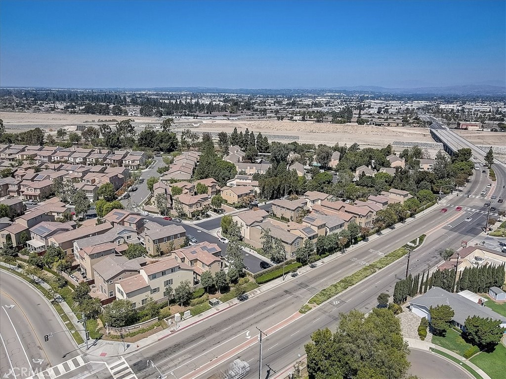3115 N Sunrise Court