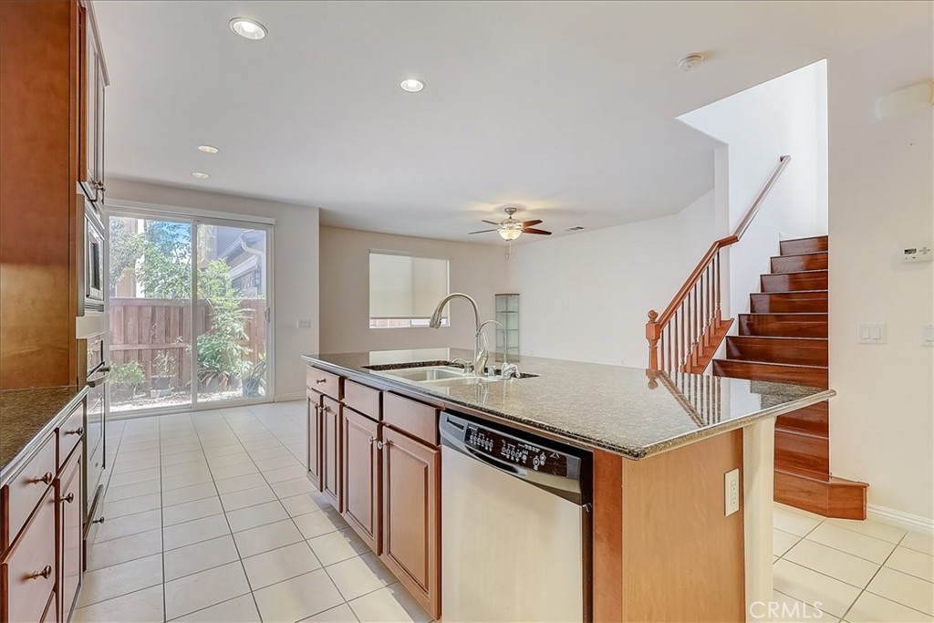 3115 N Sunrise Court