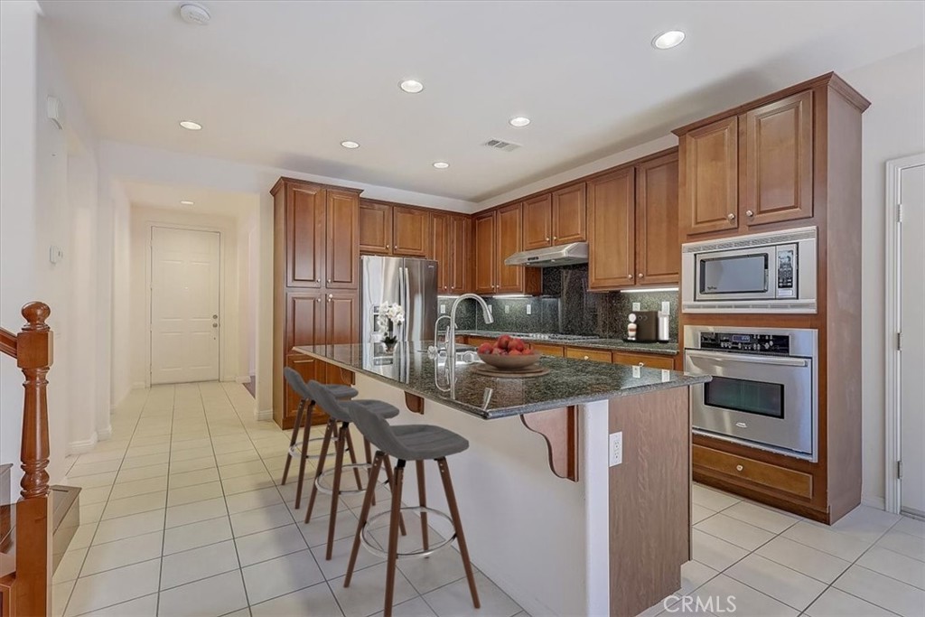 3115 N Sunrise Court