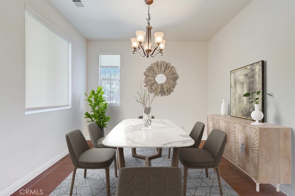 3115 N Sunrise Court