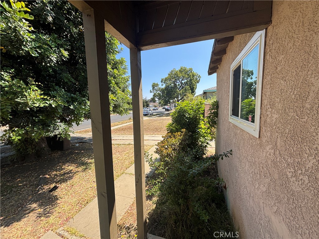 810 E Silva Street