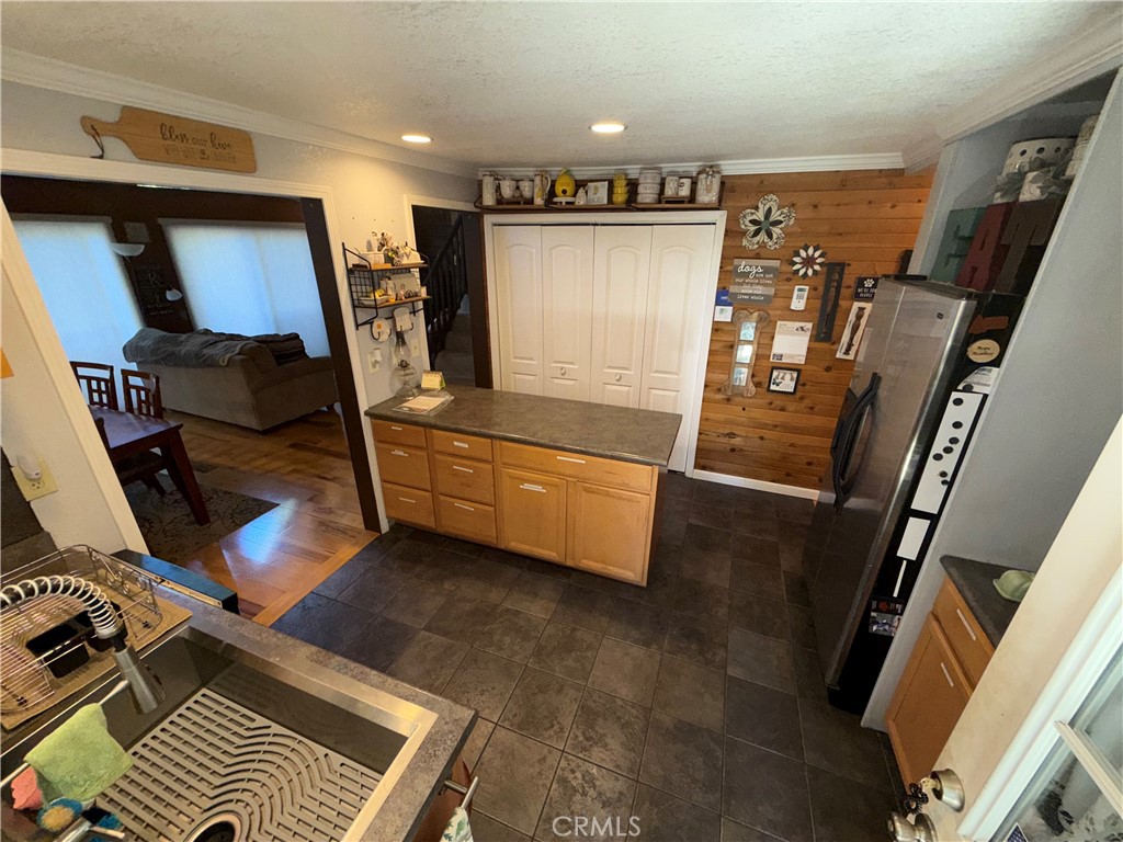 9312 Mountain Meadow Road
